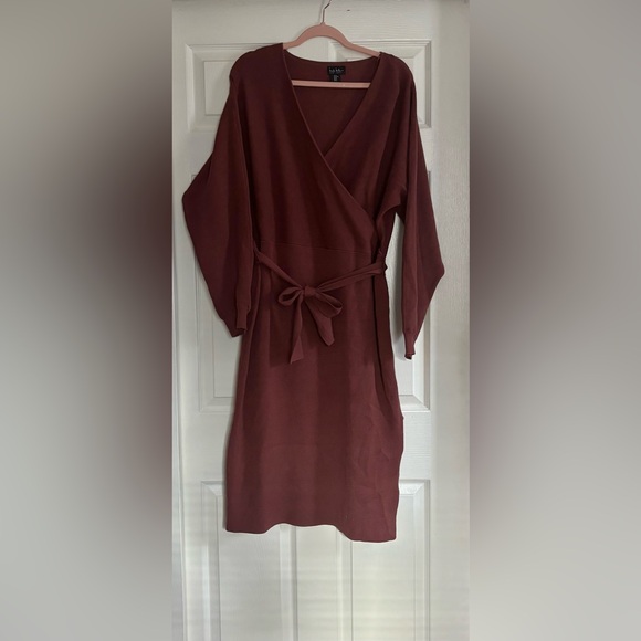 Nicole Miller Dresses & Skirts - Nicole Miller Red Suplice Knit Dress